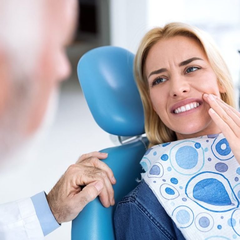 Wisdom-Tooth-Extraction-891x594